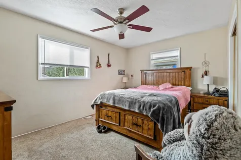 400 N 10th Street Central Point OR 97502