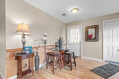 400 N 10th Street Central Point OR 97502