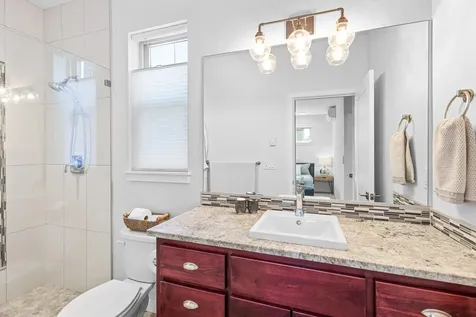 86 Almeda Drive Ashland OR 97520