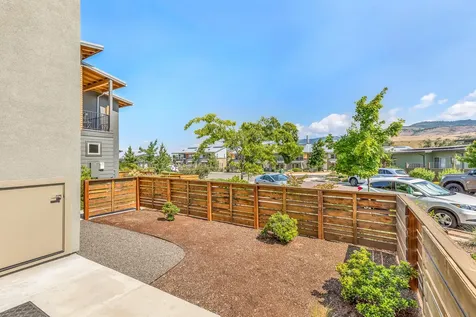 86 Almeda Drive Ashland OR 97520