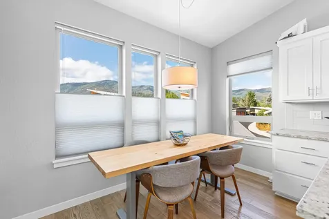 86 Almeda Drive Ashland OR 97520