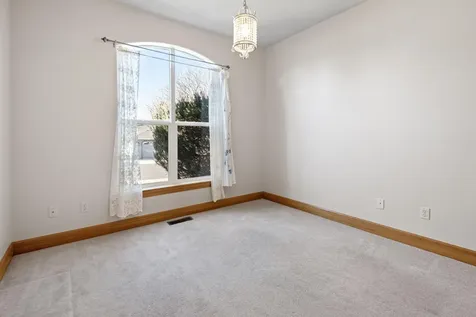 4208 SW Tommy Armour Lane Redmond OR 97756