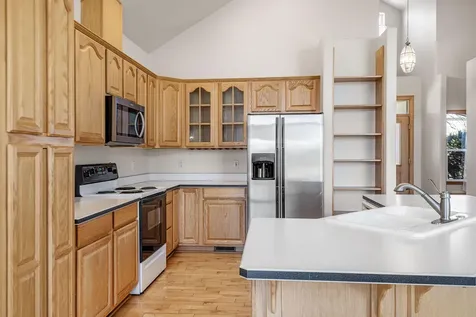 4208 SW Tommy Armour Lane Redmond OR 97756
