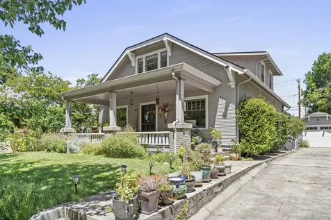 821 Minnesota Avenue Medford OR 97504