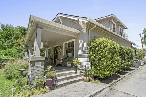 821 Minnesota Avenue Medford OR 97504