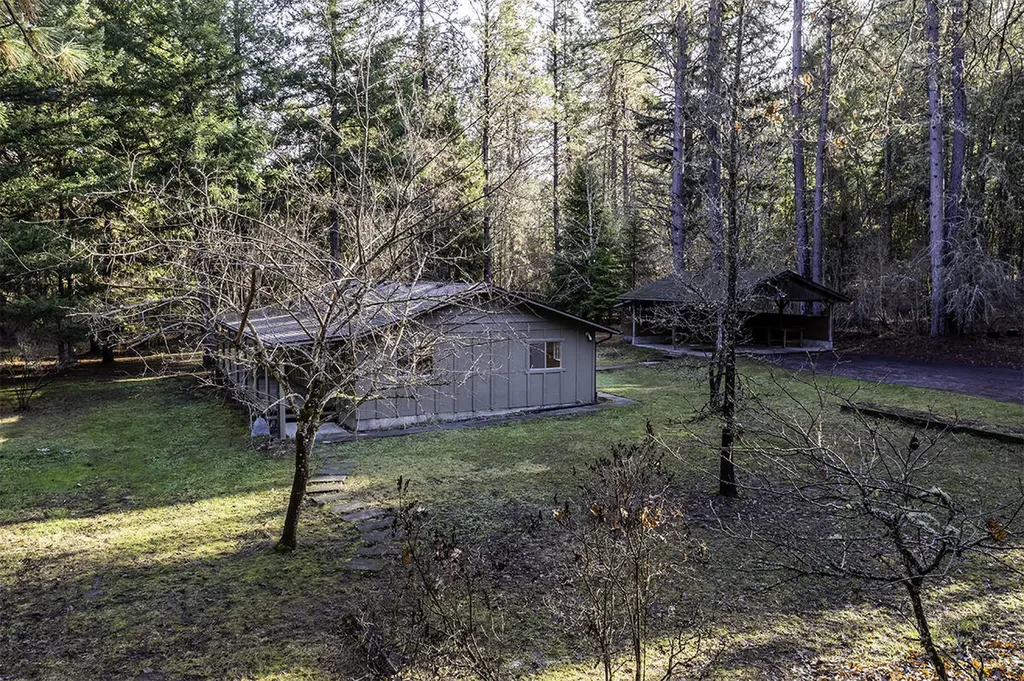 293 Davidson Road Williams OR 97544