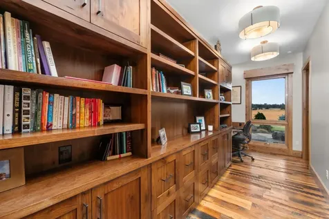 18619 Couch Market Road Bend OR 97703