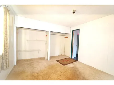 1985 Roseburg Road Myrtle Point OR 97458