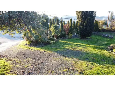 1985 Roseburg Road Myrtle Point OR 97458