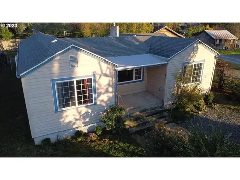 1985 Roseburg Road Myrtle Point OR 97458
