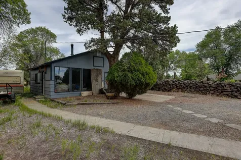 2547 SW 21st Street Redmond OR 97756