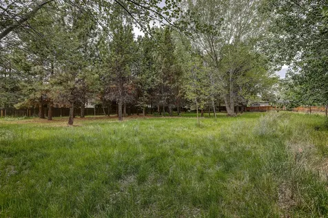 2547 SW 21st Street Redmond OR 97756