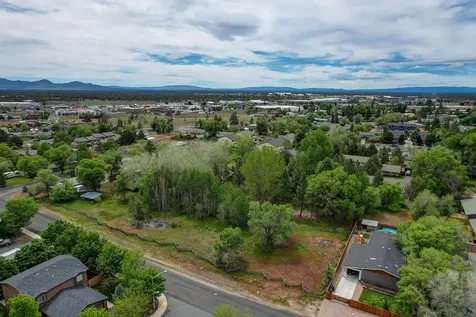 2547 SW 21st Street Redmond OR 97756