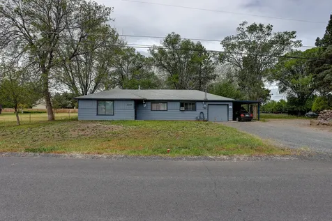 2547 SW 21st Street Redmond OR 97756