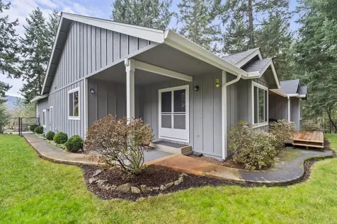 1219 W Jones Creek Road Grants Pass OR 97526
