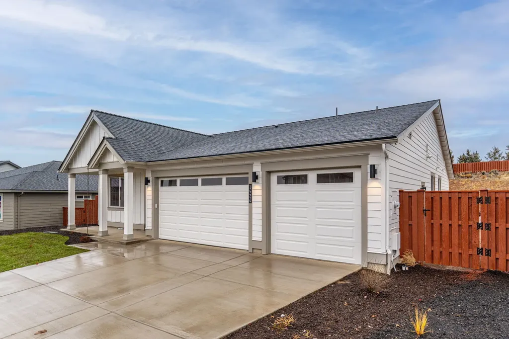 1526 NE Rosemont Street Prineville OR 97754