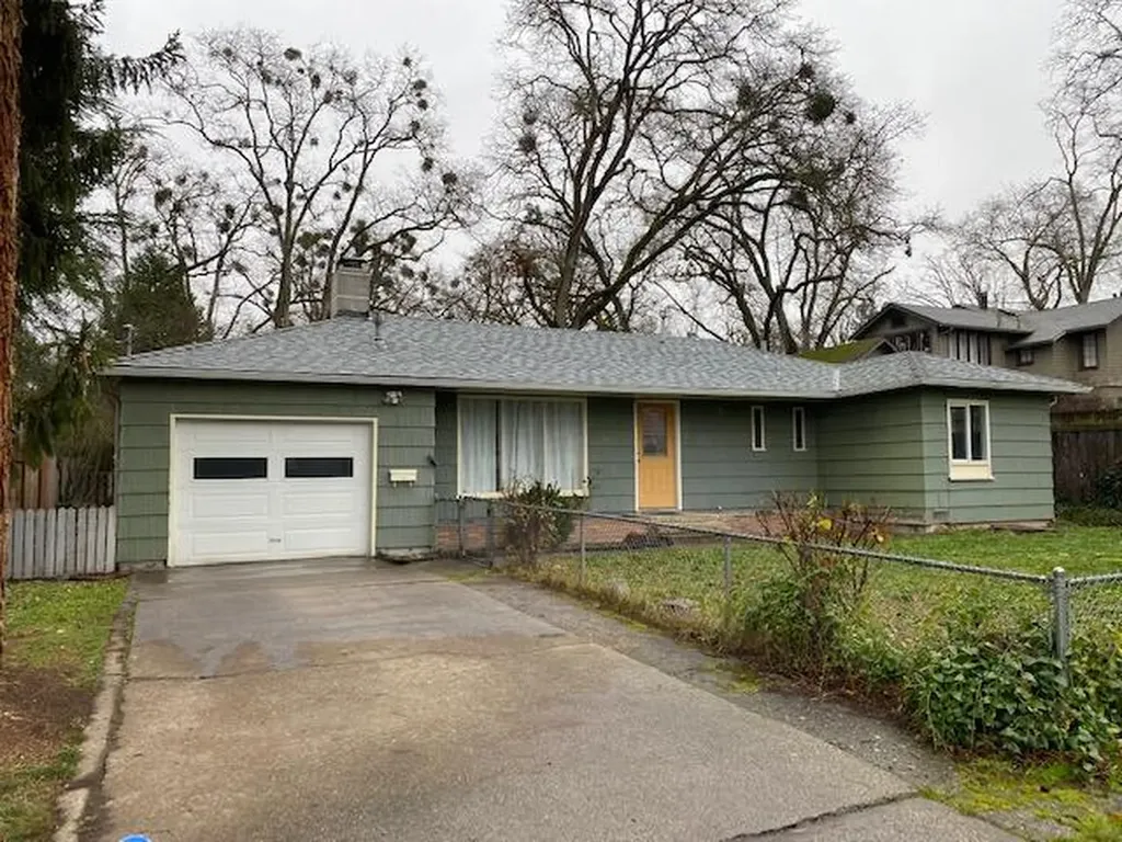 923 Park Avenue Medford OR 97501