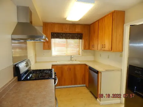 16480 William Foss Road La Pine OR 97739