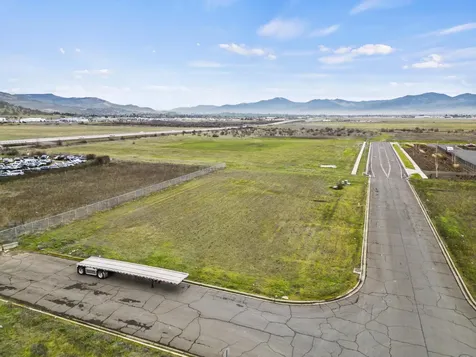 4702 Industry Drive Medford OR 97502