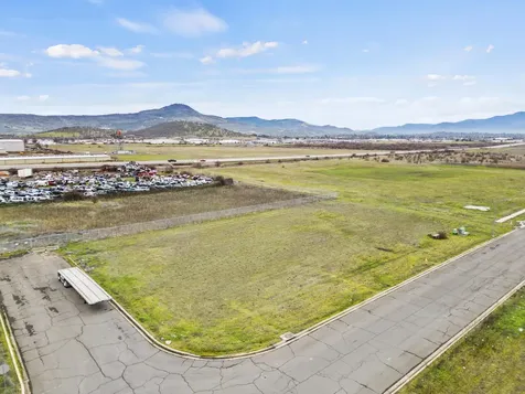 4702 Industry Drive Medford OR 97502