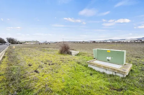 4702 Industry Drive Medford OR 97502