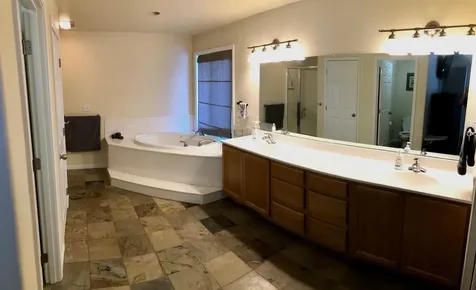 5851 N Hills Drive Klamath Falls OR 97603