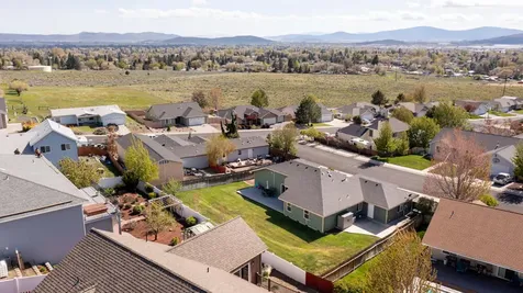 5851 N Hills Drive Klamath Falls OR 97603