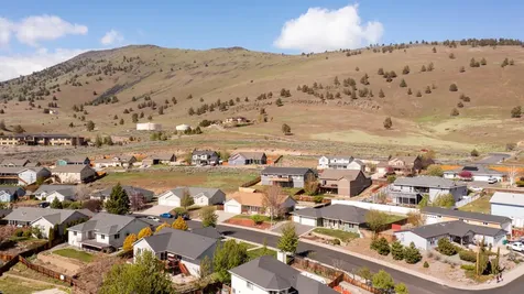 5851 N Hills Drive Klamath Falls OR 97603