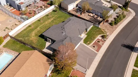 5851 N Hills Drive Klamath Falls OR 97603