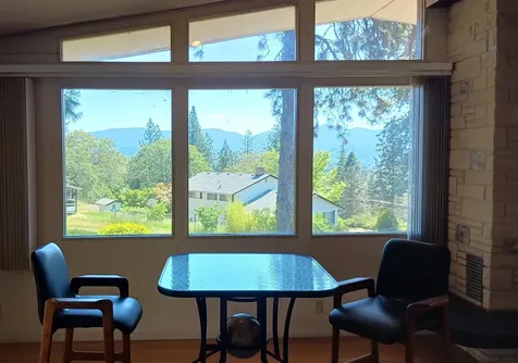 343 NE Scenic Drive Grants Pass OR 97526