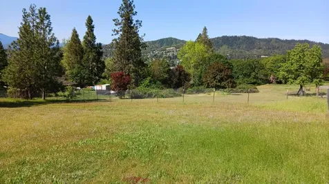 343 NE Scenic Drive Grants Pass OR 97526