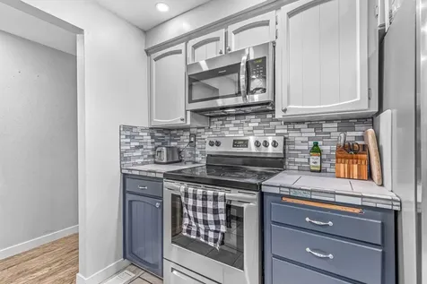 1120 N Modoc Avenue Medford OR 97504