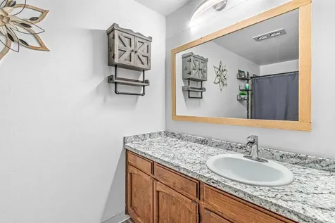 1120 N Modoc Avenue Medford OR 97504