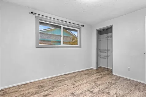 1120 N Modoc Avenue Medford OR 97504