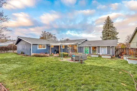 1120 N Modoc Avenue Medford OR 97504