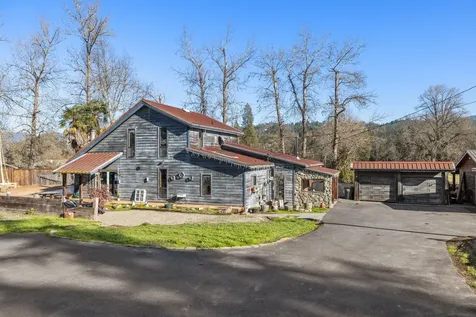 2935 New Hope Road Grants Pass OR 97527