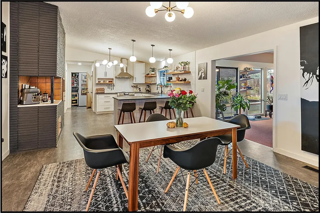 1530 Yucca Street Medford OR 97504