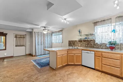7989-7571 SW Kent Lane Culver OR 97734