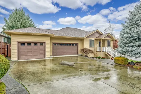 495 Quail Run Eagle Point OR 97524