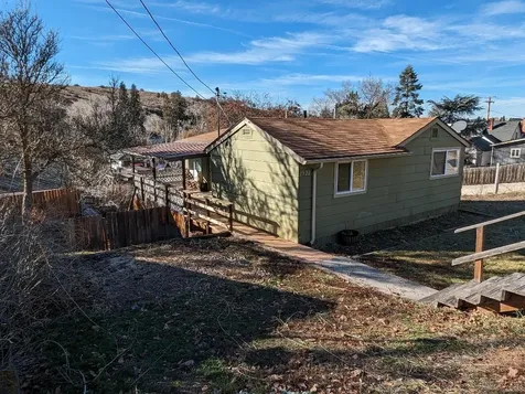 1522 Siskiyou Street Klamath Falls OR 97601