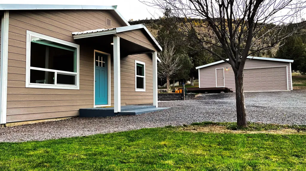1098 SW Crestview Road Prineville OR 97754