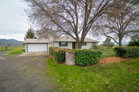 4666 Antelope Road White City OR 97503