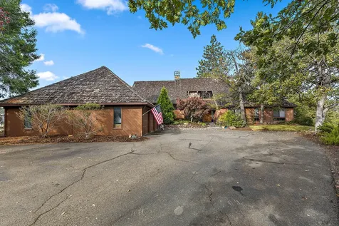 6401 Hillcrest Road Medford OR 97504