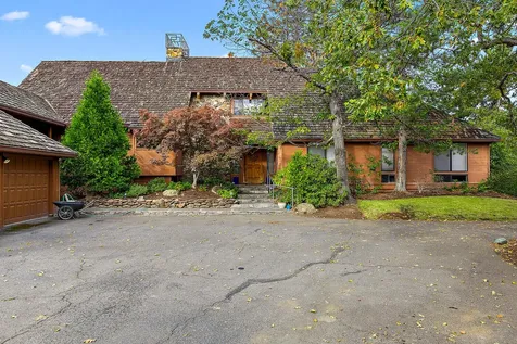 6401 Hillcrest Road Medford OR 97504