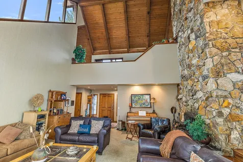 6401 Hillcrest Road Medford OR 97504