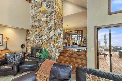 6401 Hillcrest Road Medford OR 97504
