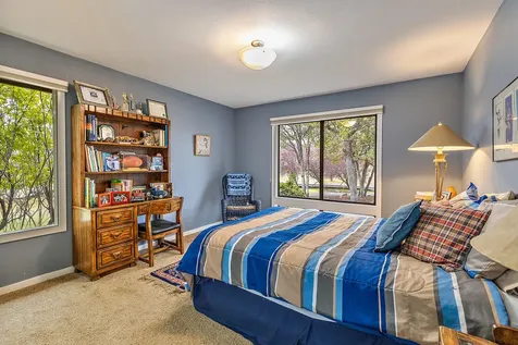 6401 Hillcrest Road Medford OR 97504