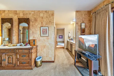 6401 Hillcrest Road Medford OR 97504