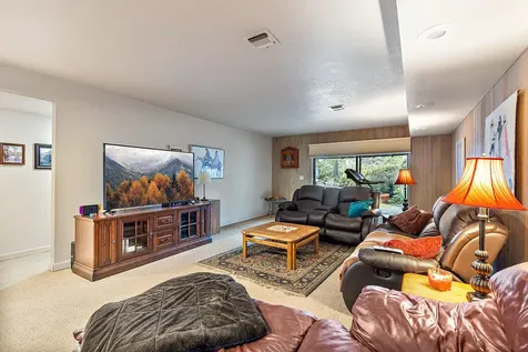 6401 Hillcrest Road Medford OR 97504