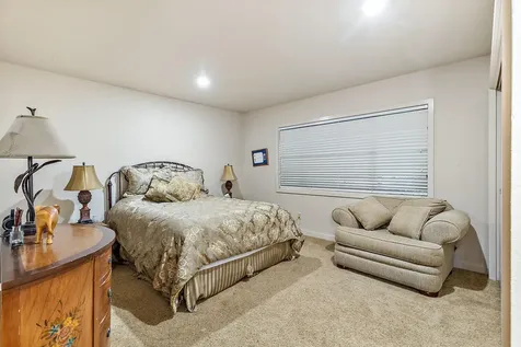 6401 Hillcrest Road Medford OR 97504
